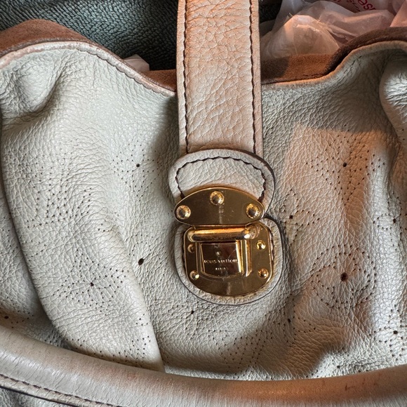 Louis Vuitton Mahina XL bag - Picture 4 of 12